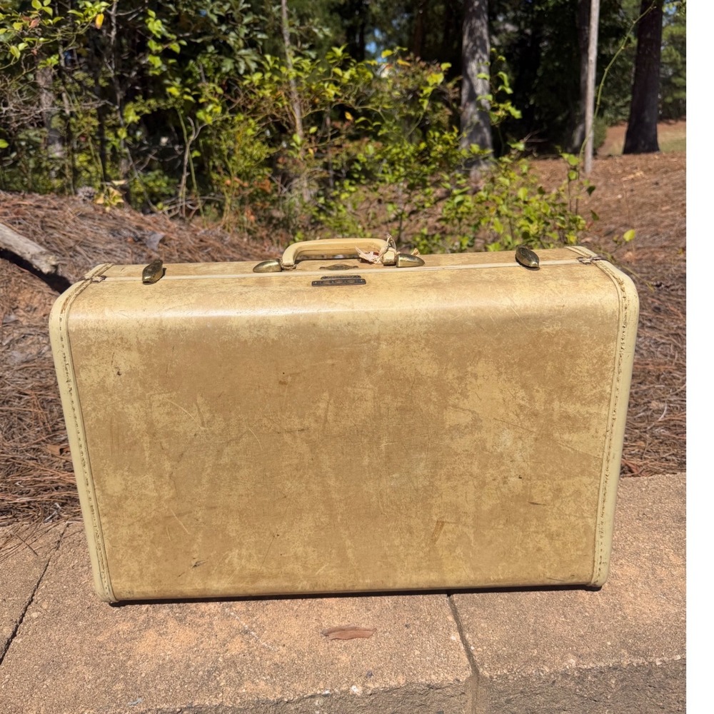 Vintage Samsonite Hard Shell Suitcase Shwayder Bros Style 4521 Tan DBR Monogram